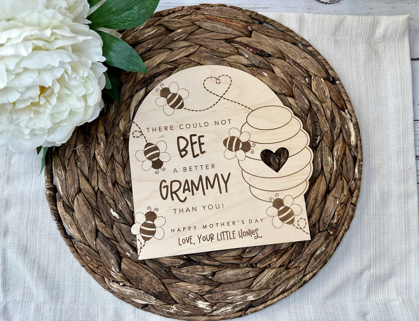 DIY Bee Fingerprint Sign