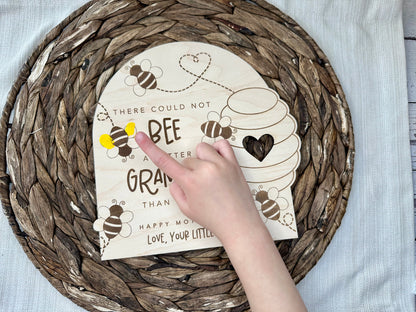 DIY Bee Fingerprint Sign