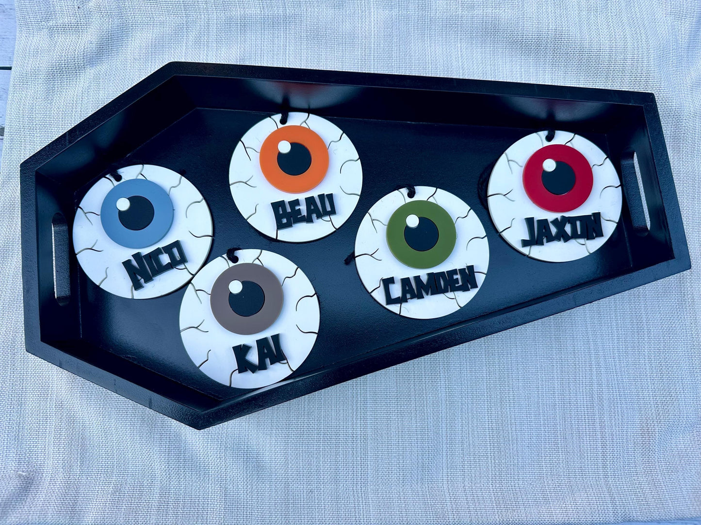 Spooky Eyeball Halloween Tag